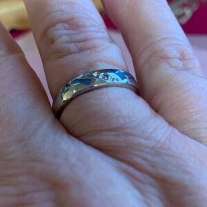 Classic Silver/Tone Band Ring with Subtle Accent Stones - Silver. Size 8